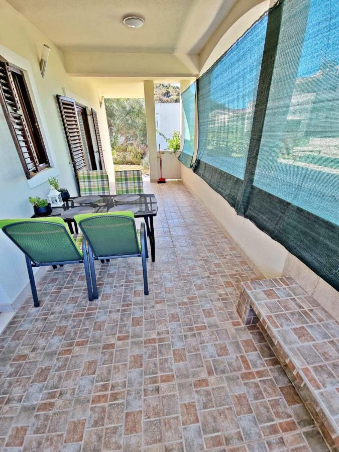 Apartman Irena With Terase End Private Parking Donji Okrug  Exterior photo